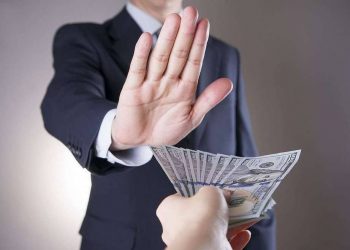 ЗАРАРҲОИ ҲОЛАТҲОИ КОРУПСИОНИ ДАР СОҲАҲОИ СИСТЕМАИ ИТТИЛООТӢ