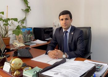 АЗ МУҲАББАТ ТАЛХҲО ШИРИН ШАВАНД