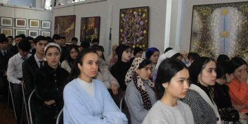 “Оча дастони ту доим ба дуо”