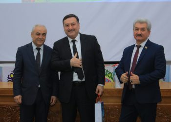 Зодрӯз муборак, устод!