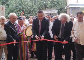 ДДСТДТ: “ДАРАХТИ ДӮСТИ БИНШОН… УСТОД ШОГИРД “КУНДАЛ””