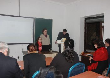 Конференсияи илмӣ–назариявӣ зери унвони “Саҳми рассомони шинохтаи тоҷик дар тарбияи ҷавонон ва худшиносии миллӣ”