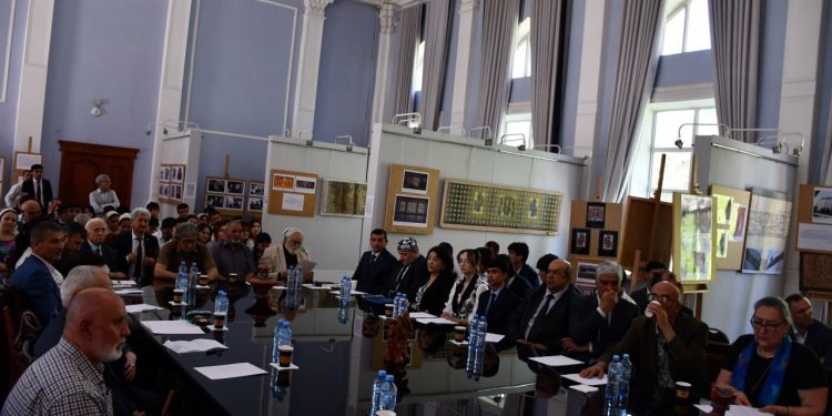 КОНФРОНСИ ИЛМӢ-НАЗАРИЯВӢ БАХШИДА БА ОСОРИ МОНУМЕНТАЛИИ САБЗААЛӢ МУРОДЗОДАИ ШАРИФ БАРГУЗОР ГАРДИД