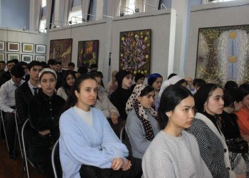 “Оча дастони ту доим ба дуо”