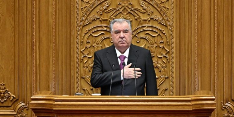 МАВҚЕИ ЗАНОН ДАР ПАЁМИ ПЕШВОИ МИЛЛАТ